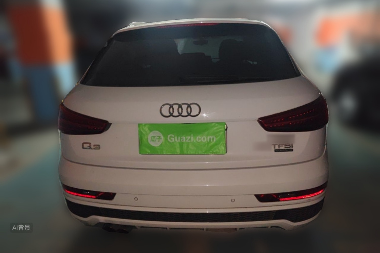 Audi Q3 2018 car image #6