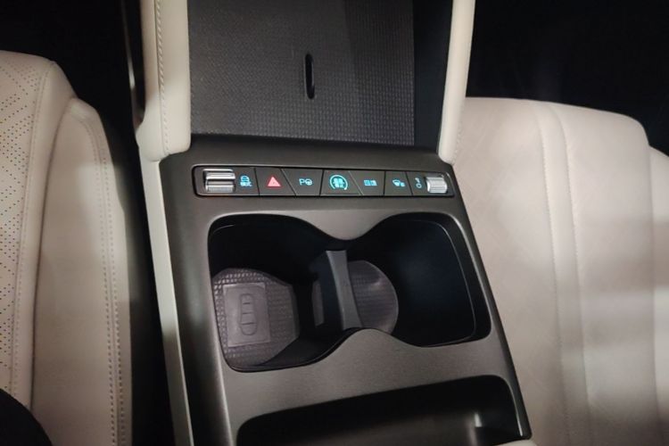 BYD YuanUP 2026 car image #14