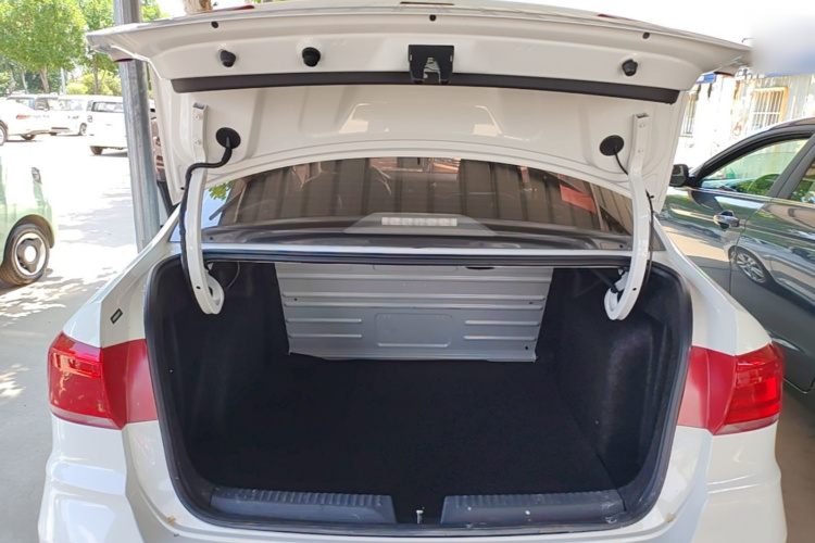 Volkswagen Santana 2020 car image #21