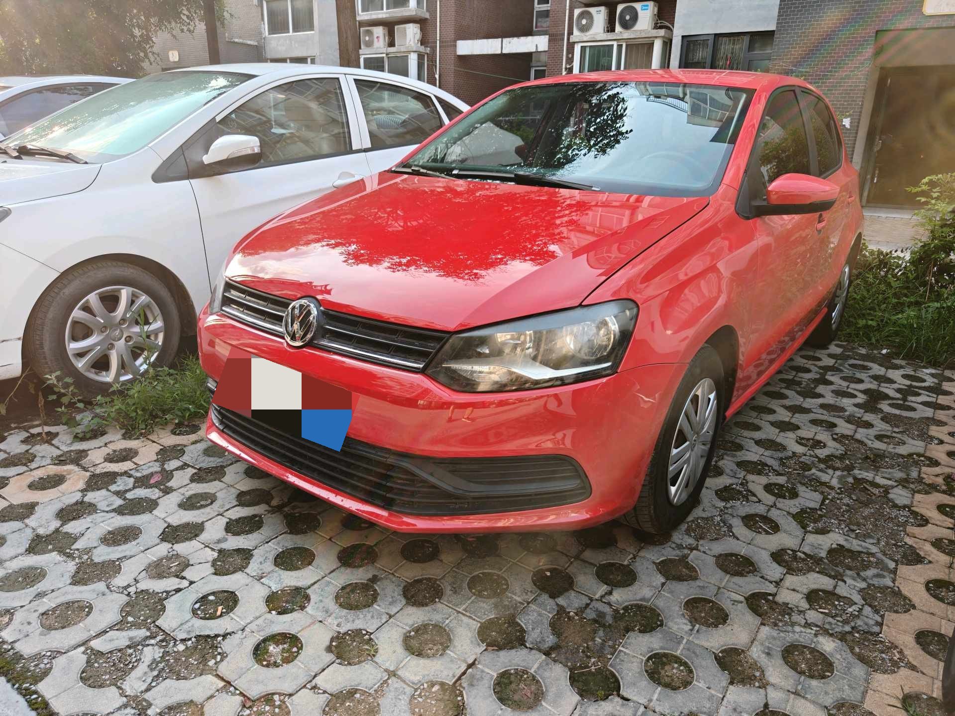 Volkswagen Polo 2014 Volkswagen Polo 2014 car image
