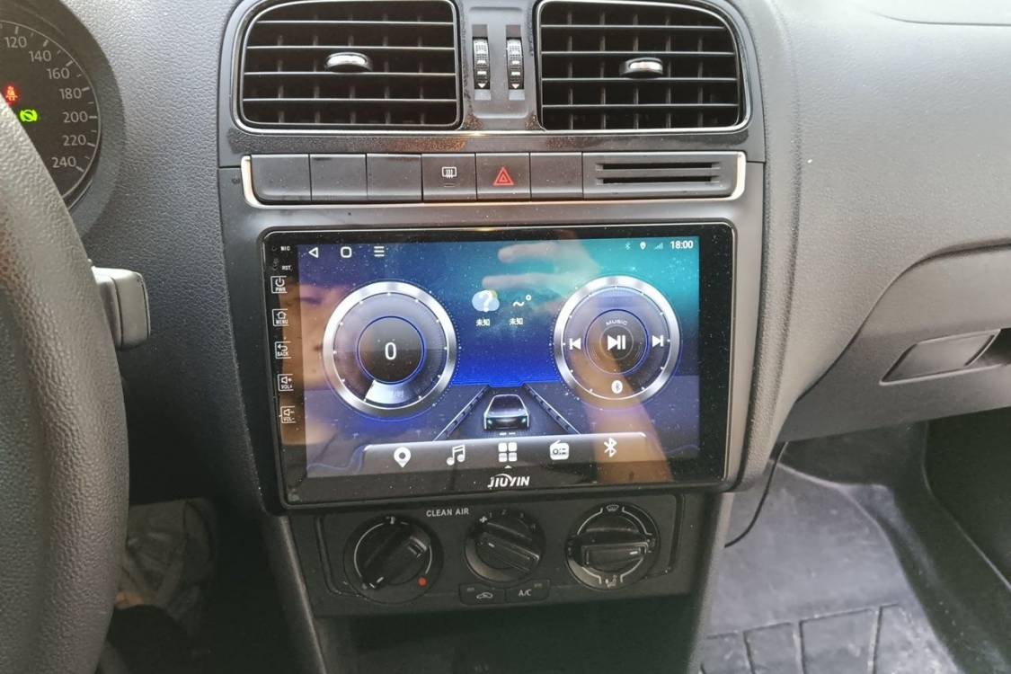 Volkswagen Polo 2017 #28 Volkswagen Polo 2017 car image #28