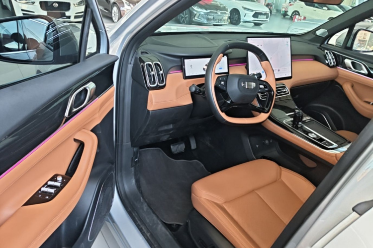 GEELY Boyue L 2026 #16 GEELY Boyue L 2026 immagine di auto #16