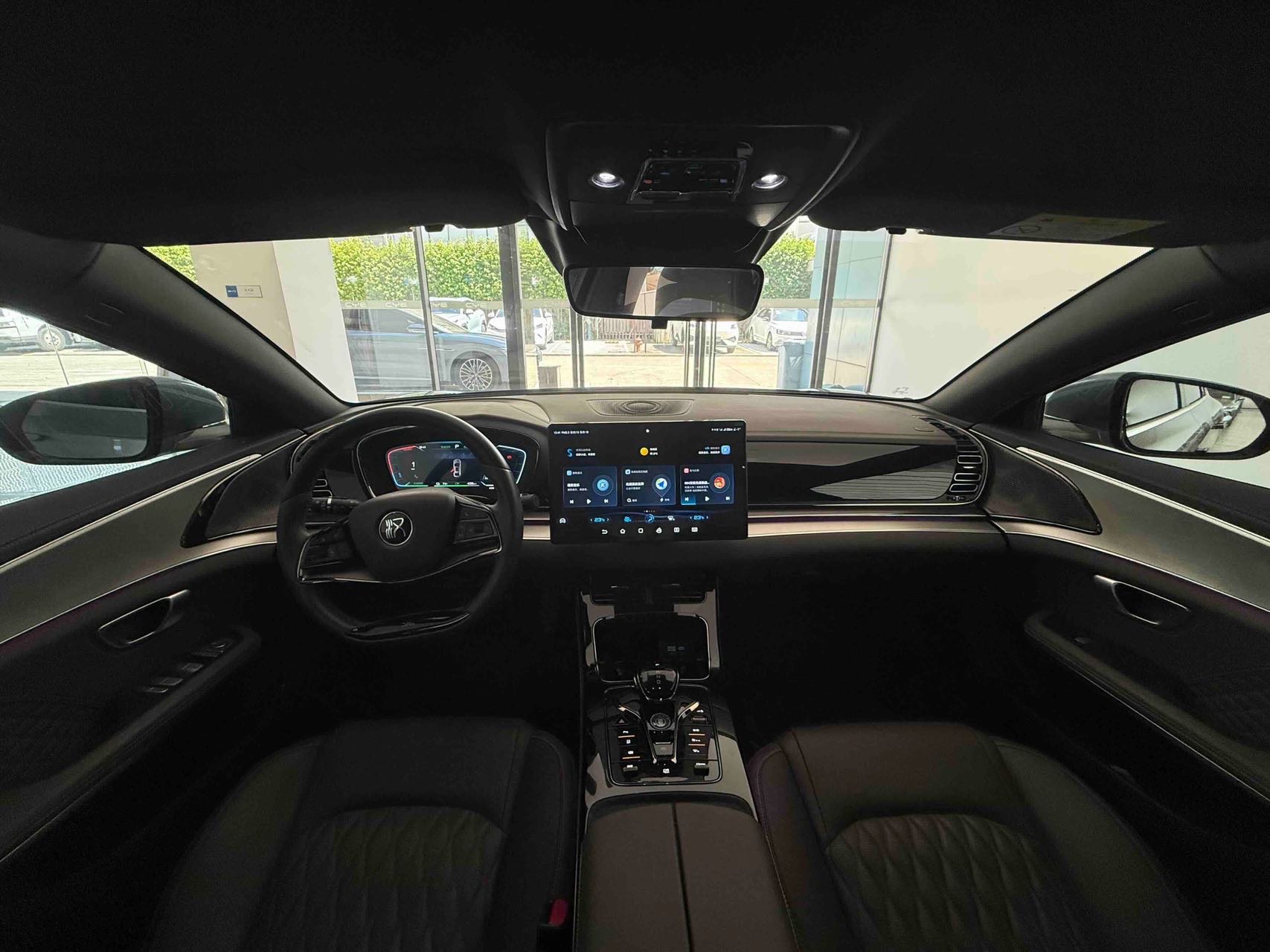 BYD Han 2023 #6 BYD Han 2023 صورة سيارة #6