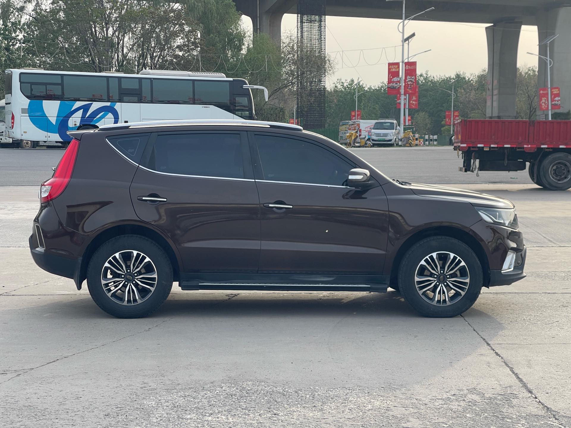 GEELY Vision X6 2017 #4 GEELY Vision X6 2017 imagen de coche #4