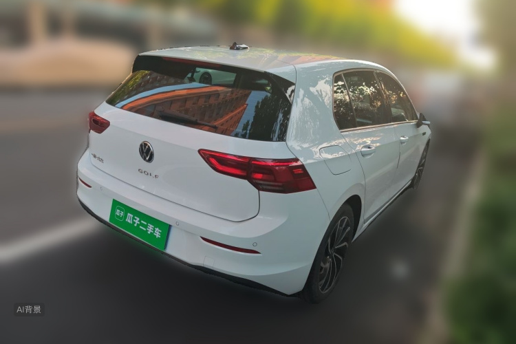 Volkswagen Golf 2024 car image #7
