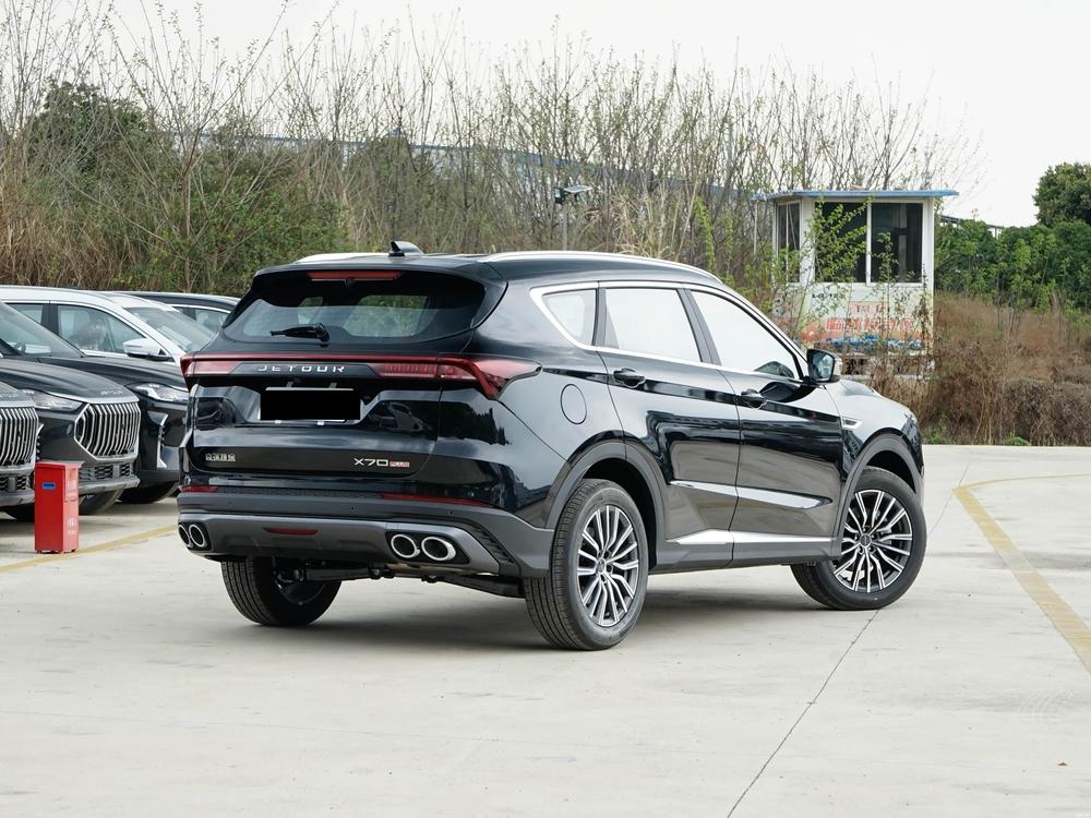 Jetour X70 PLUS 2024 صورة سيارة #7