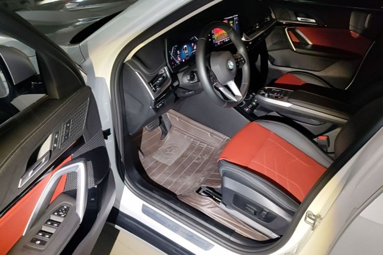 BMW X1 2023 car image #12