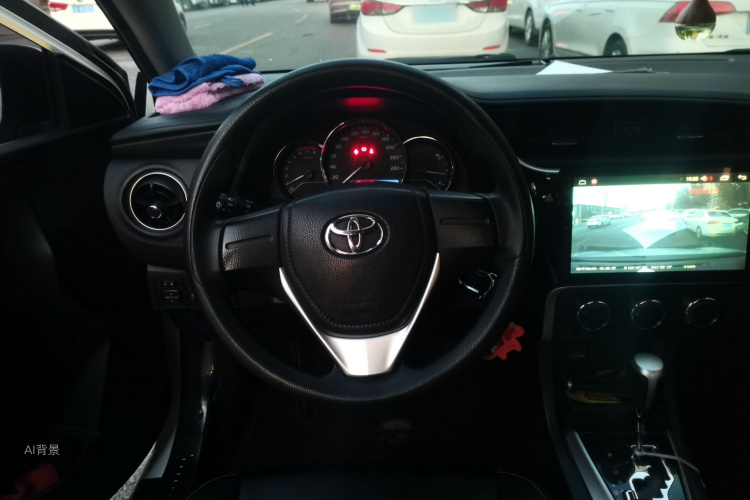 Toyota Corolla 2018 immagine di auto #12