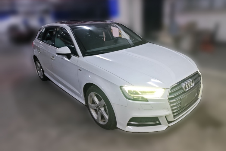 Audi A3 2021 immagine di auto #4