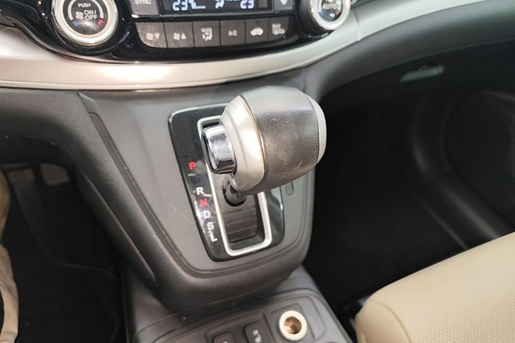 Honda CR-V 2015 car image #14