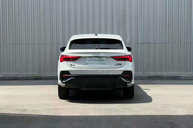 Audi Q3 Sportback 2021 #3 Audi Q3 Sportback 2021 car image #3