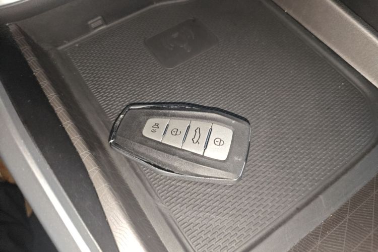 GEELY Emgrand 2022 #9 GEELY Emgrand 2022 car image #9