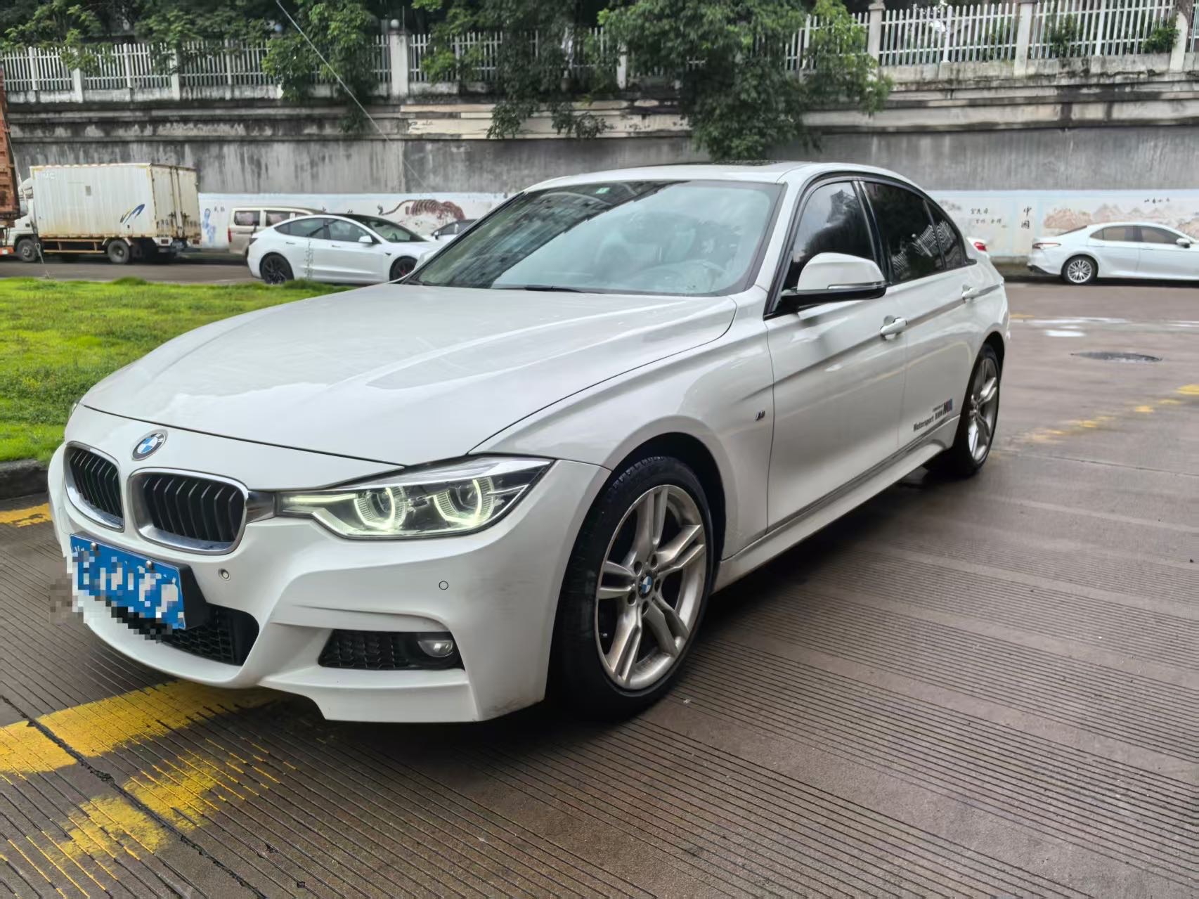 BMW 3 Series 2019 car image #5