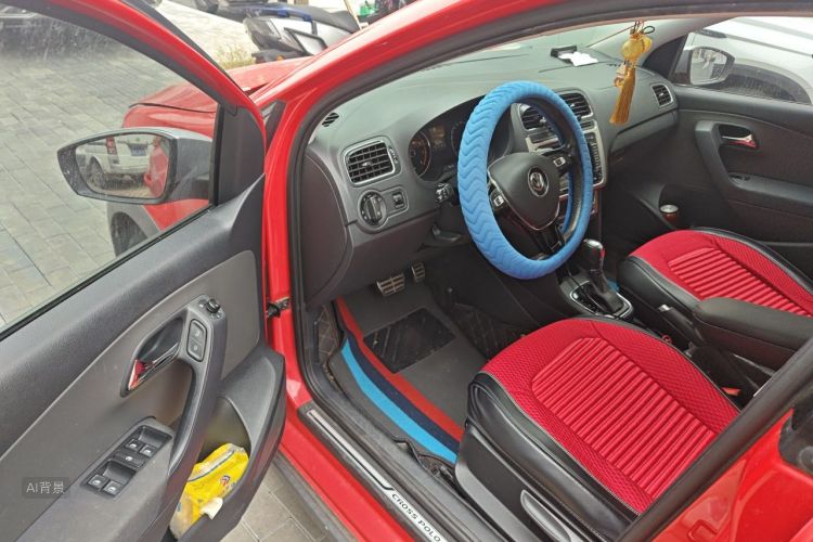 Volkswagen Polo 2015 #18 Volkswagen Polo 2015 car image #18