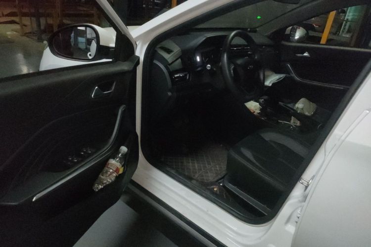 Chery Tiggo 3x 2024 #9 Chery Tiggo 3x 2024 image de voiture #9