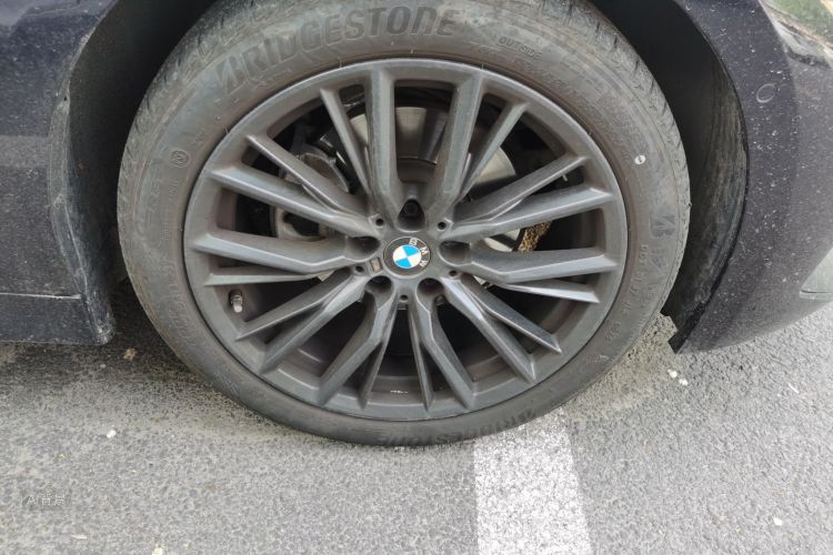 BMW 3 Series 2024 #9 BMW 3 Series 2024 car image #9