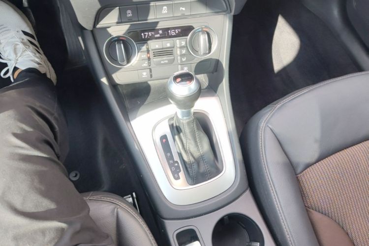 Audi Q3 2019 #14 Audi Q3 2019 car image #14