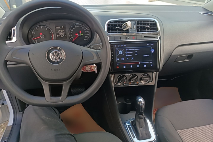 Volkswagen Polo 2018 #10 Volkswagen Polo 2018 car image #10