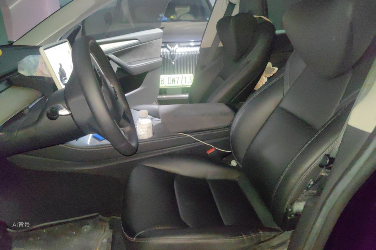 Tesla Model Y 2023 #17 Tesla Model Y 2023 car image #17