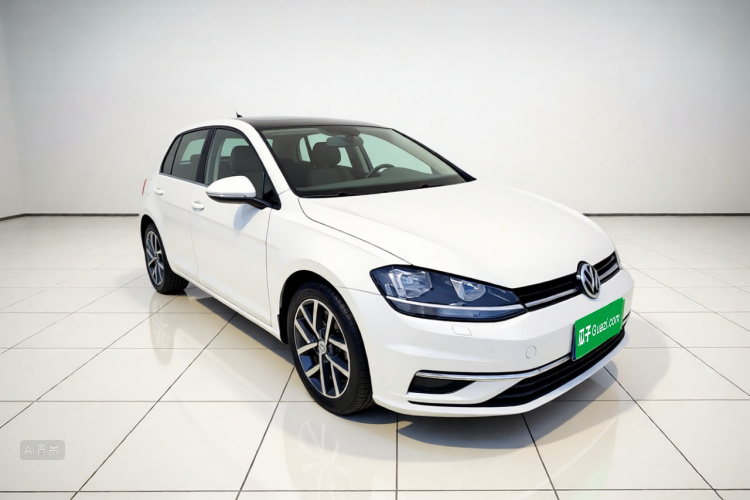 Volkswagen Golf 2020 car image #4