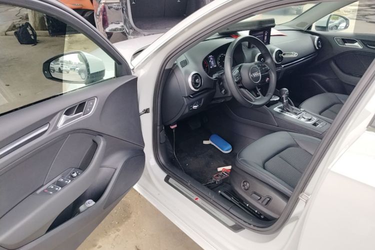 Audi A3 2020 immagine di auto #16