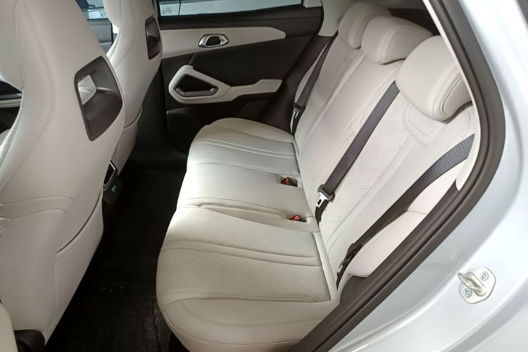 BYD YuanUP 2026 #17 BYD YuanUP 2026 car image #17