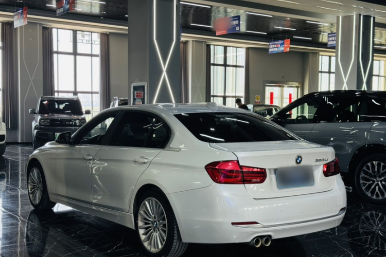 BMW 3 Series 2017 car image #5