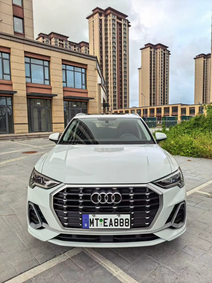 Audi Q3 2020 car image 