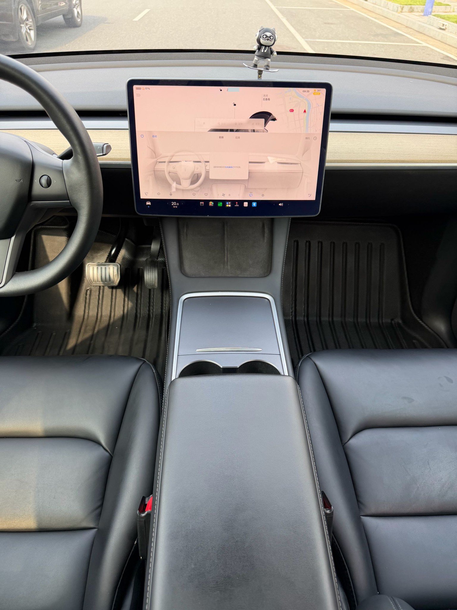Tesla Model Y 2022 imagen de coche #11