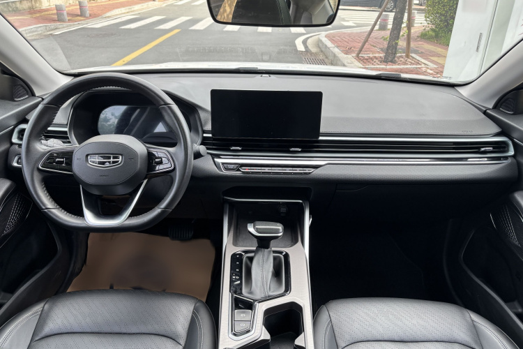 GEELY Emgrand 2022 #9 GEELY Emgrand 2022 car image #9