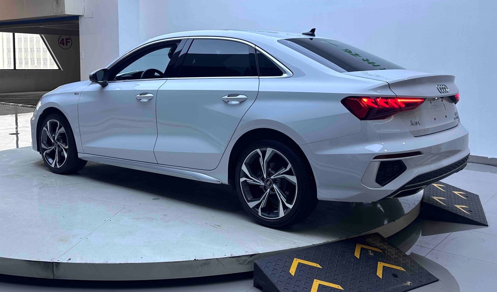Audi A3 2024 car image #3