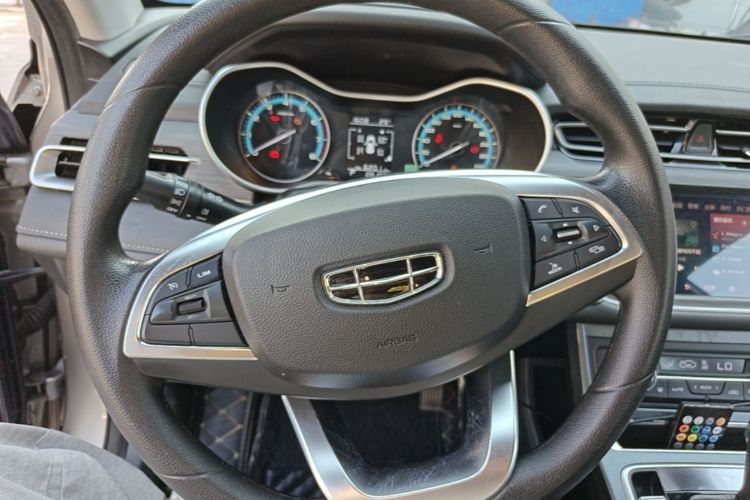 GEELY Emgrand 2021 #11 GEELY Emgrand 2021 car image #11