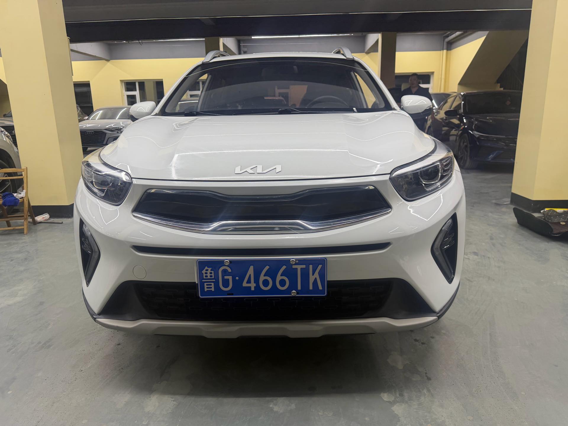 Kia KX1 2022 car image #2