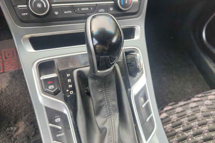 GEELY Emgrand 2020 #16 GEELY Emgrand 2020 car image #16
