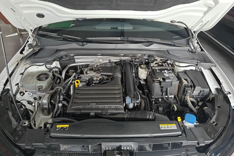 Volkswagen Golf 2022 #20 Volkswagen Golf 2022 car image #20