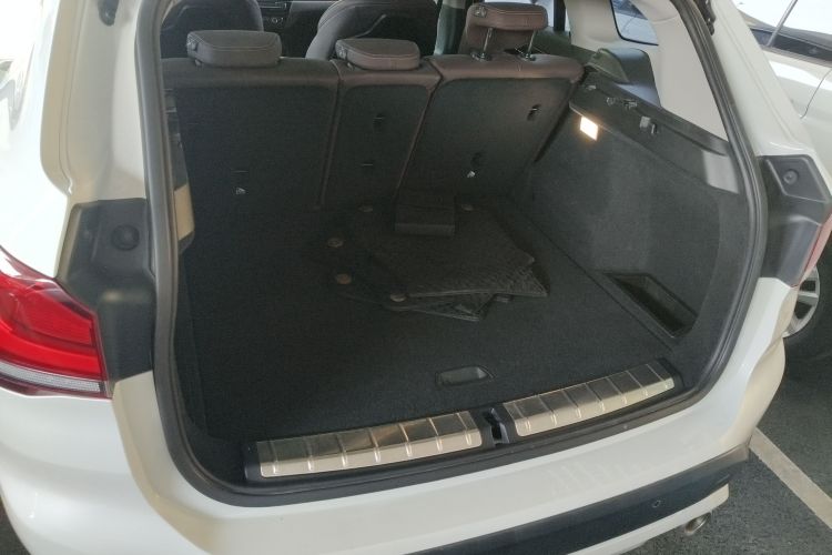 BMW X1 2020 image de voiture #19