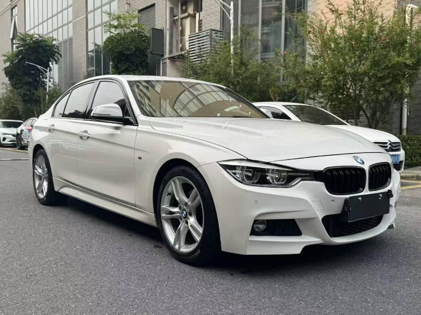 BMW 3 Series 2018 #5 BMW 3 Series 2018 car image #5