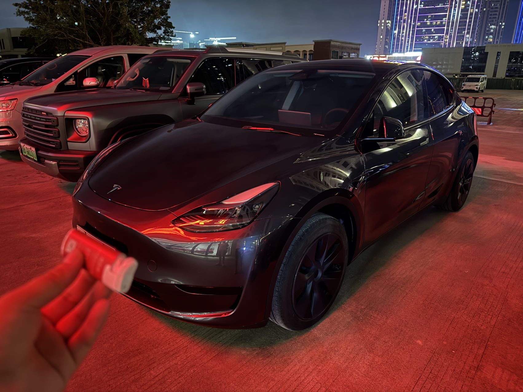 Tesla Model Y 2025 Tesla Model Y 2025 car image