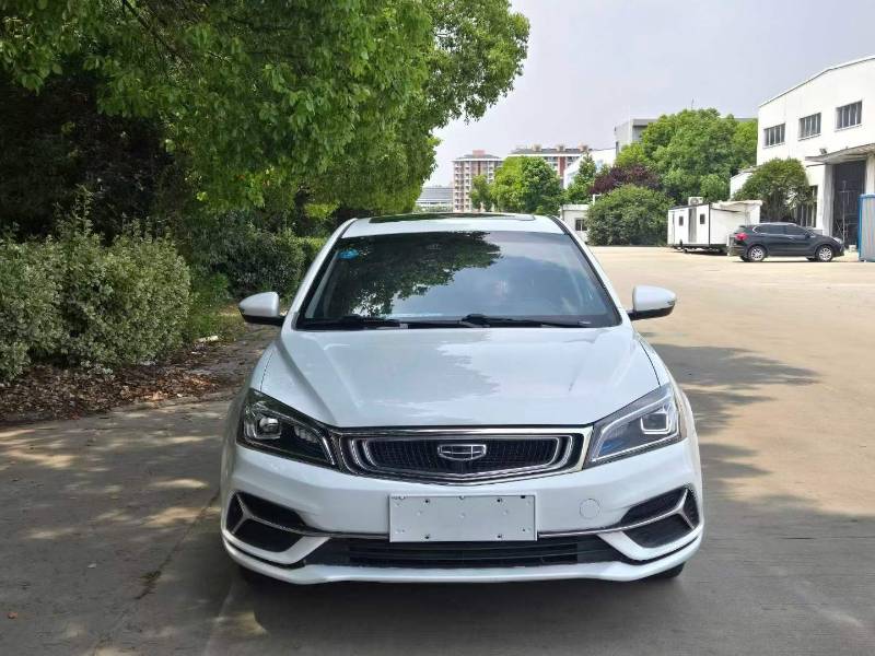 GEELY Emgrand 2019 #2 GEELY Emgrand 2019 car image #2