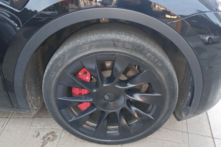 Tesla Model Y 2022 #9 Tesla Model Y 2022 immagine di auto #9