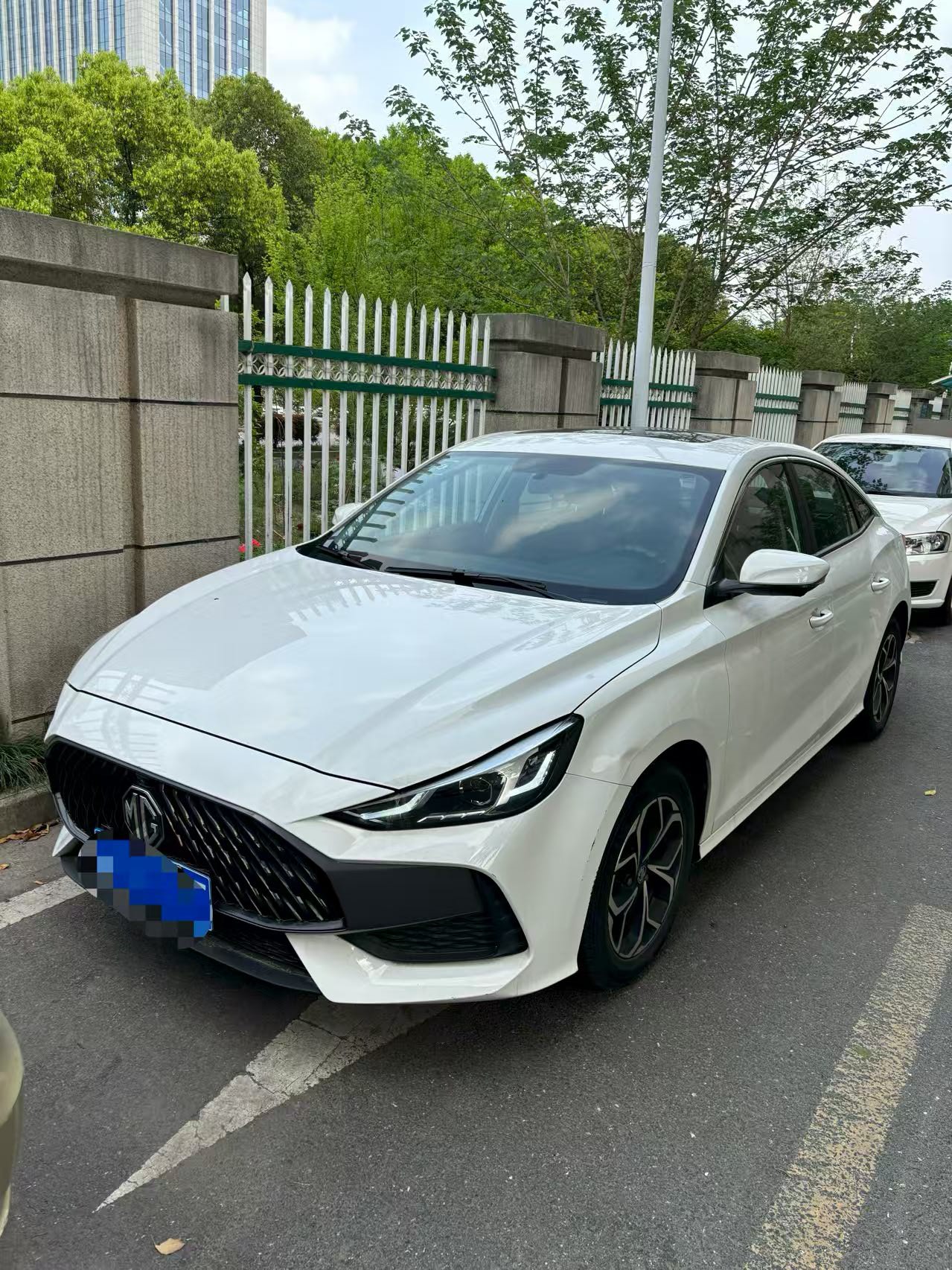 MG 5 2023 imagen de coche 