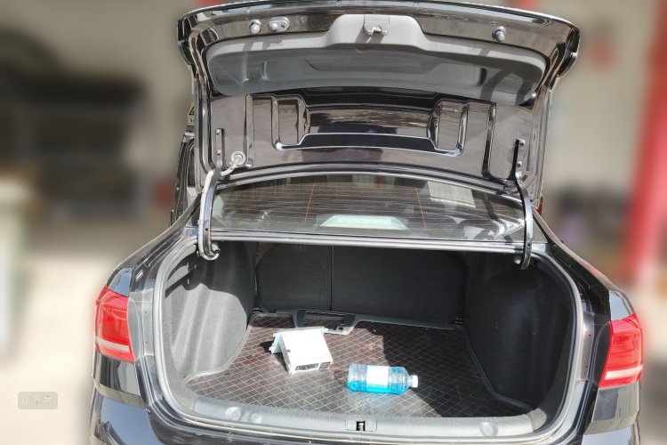 Volkswagen Lavida 2018 imagen de coche #21