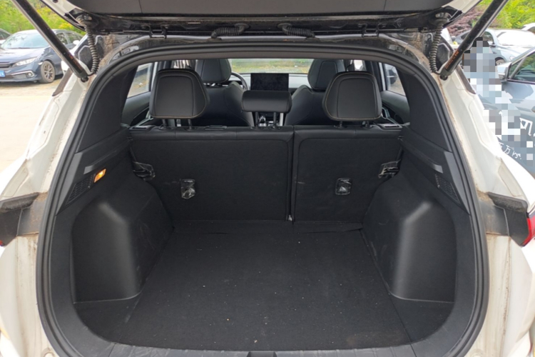 GEELY Coolray 2024 image de voiture #21