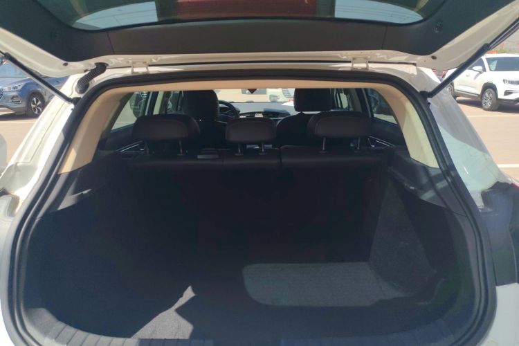 GEELY Emgrand GS 2019 imagen de coche #19