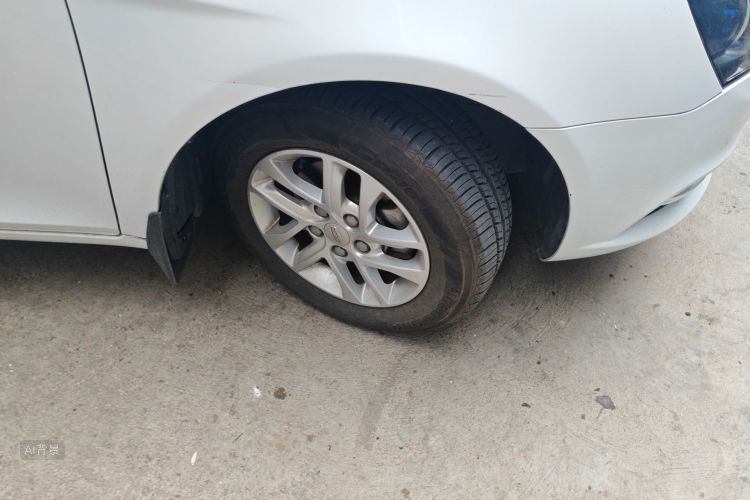 GEELY Emgrand 2016 car image #9