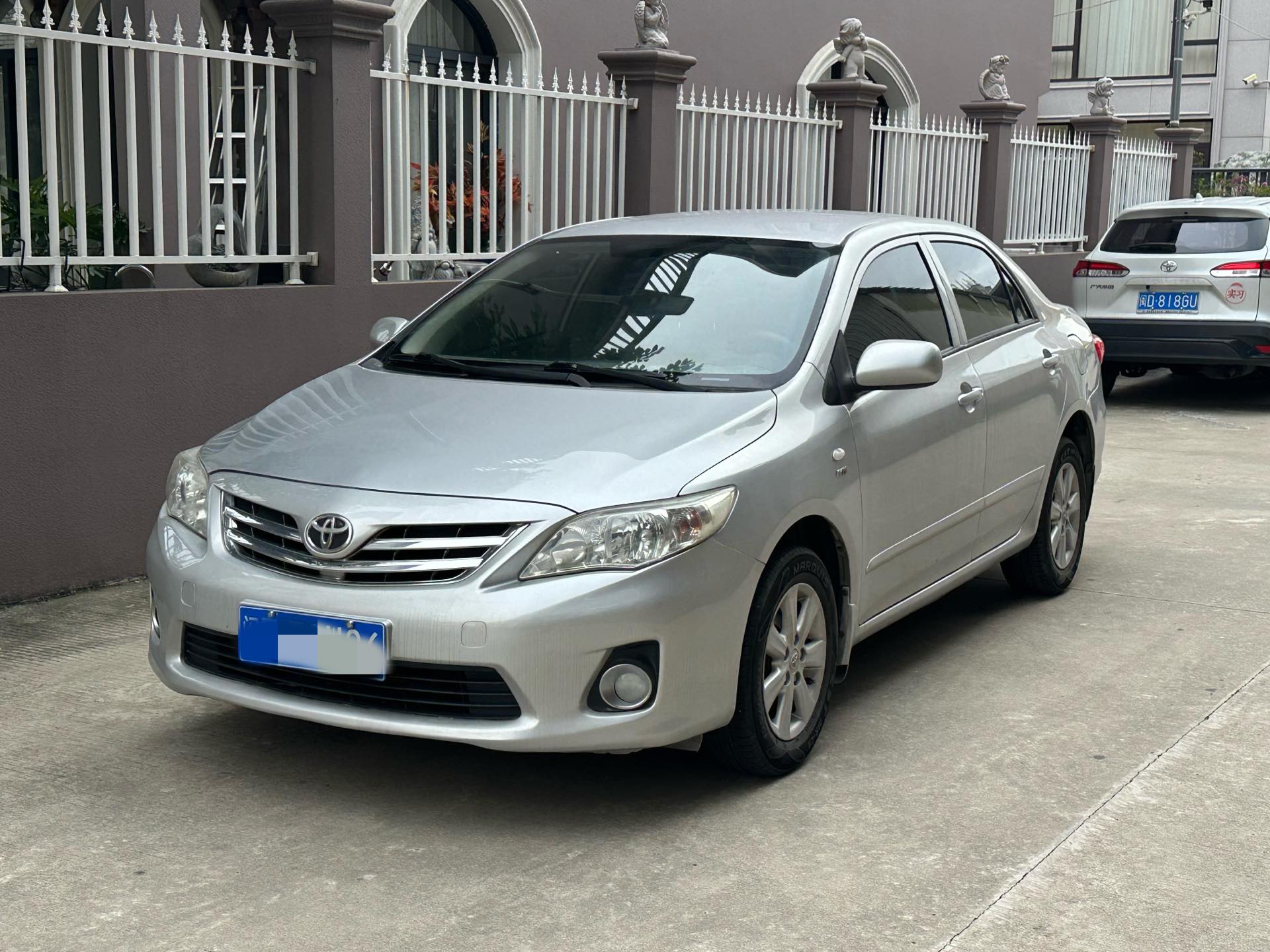 Toyota Corolla 2010 car image 