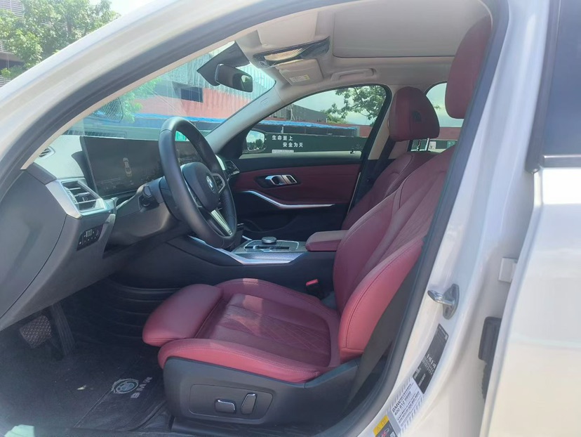 BMW i3 2024 car image #2