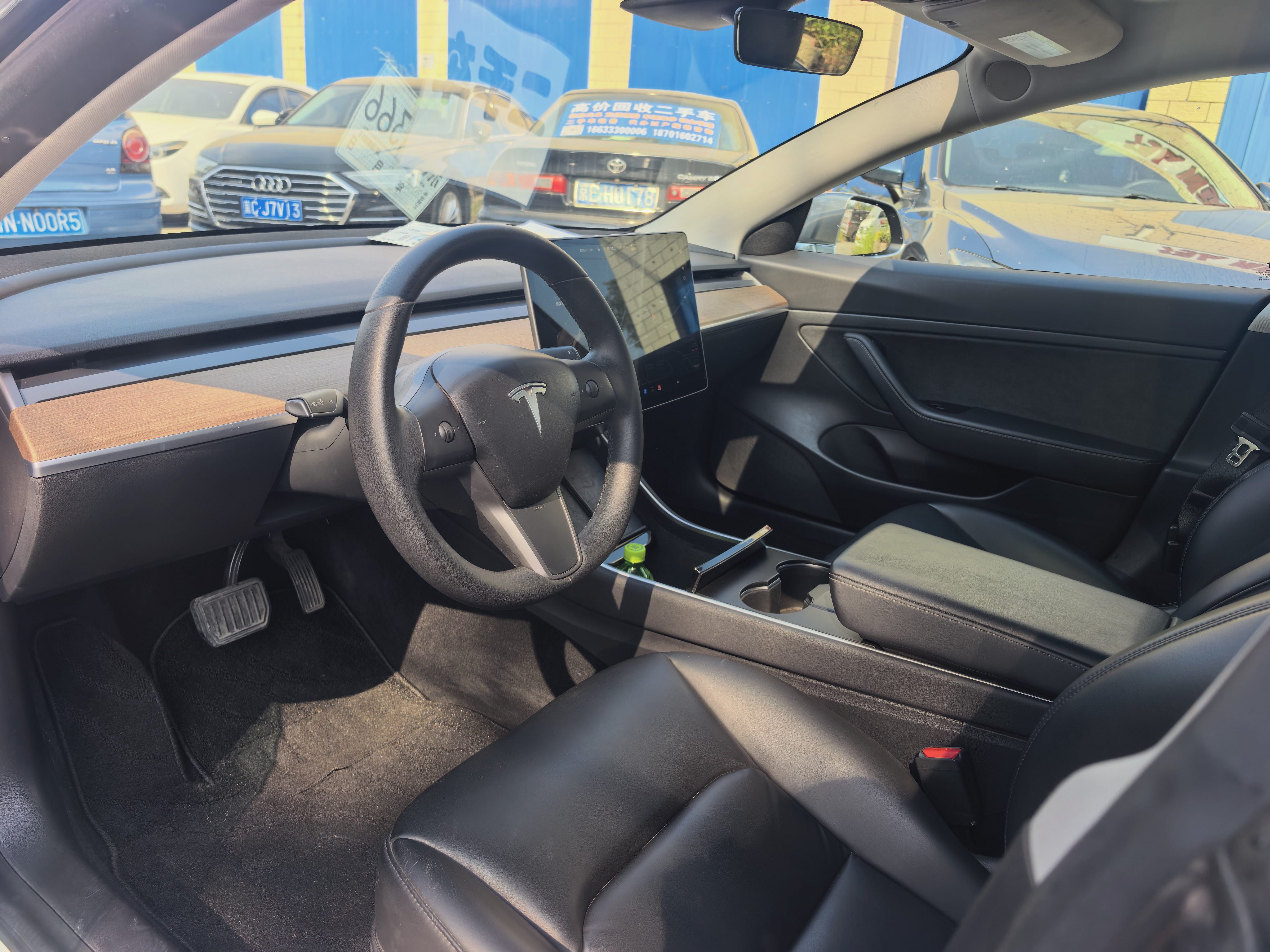 Tesla Model 3 2020 immagine di auto #5