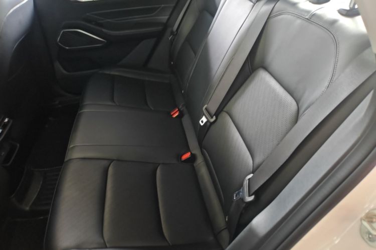 GEELY Emgrand 2023 #13 GEELY Emgrand 2023 car image #13