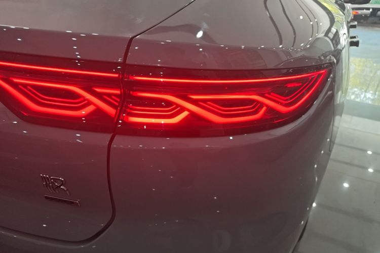 BYD Han 2025 #8 BYD Han 2025 изображение автомобиля #8
